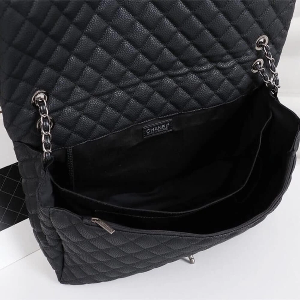 Chanel XXL Flap Bag UrbanStyle 1422