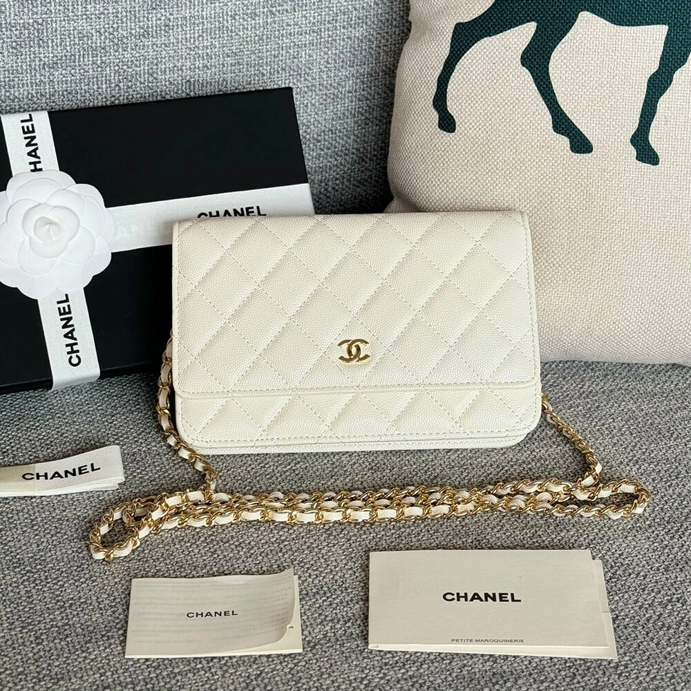 Chanel classic chain wallet Versatile 1484