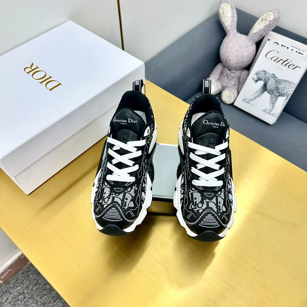 TopPick Christian Dior Vibe Sneaker 3337