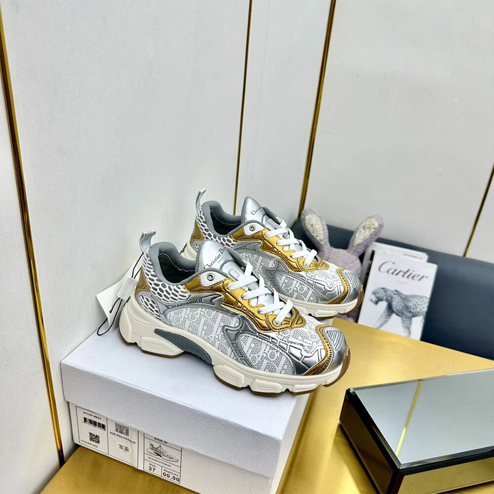 Christian Dior Vibe Sneaker TimelessDesign 3324