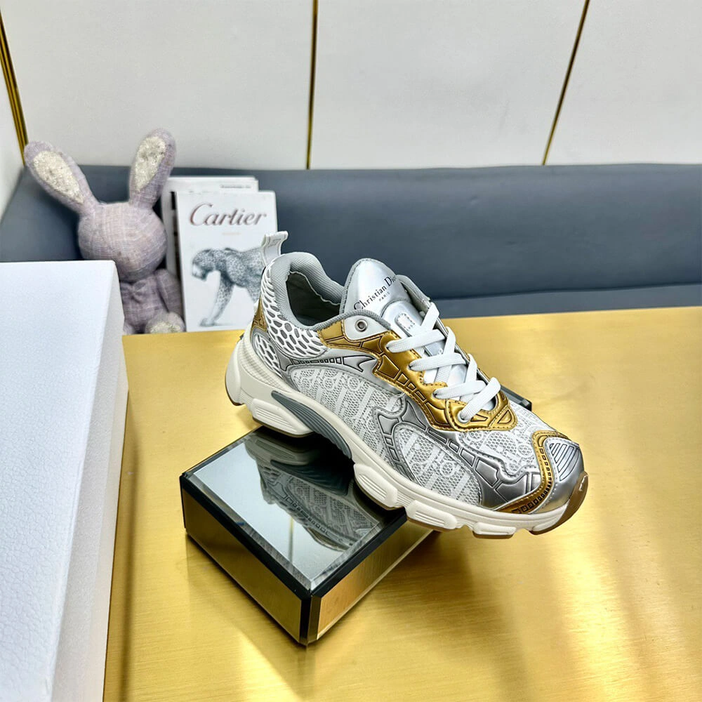 Christian Dior Vibe Sneaker TimelessDesign 3324