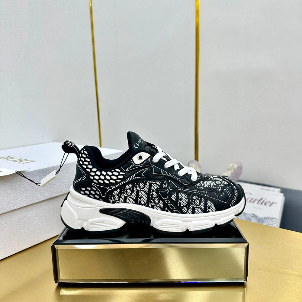 TopPick Christian Dior Vibe Sneaker 3337