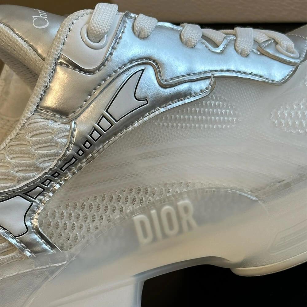 Packable Christian Dior Vibe Sneaker 3331