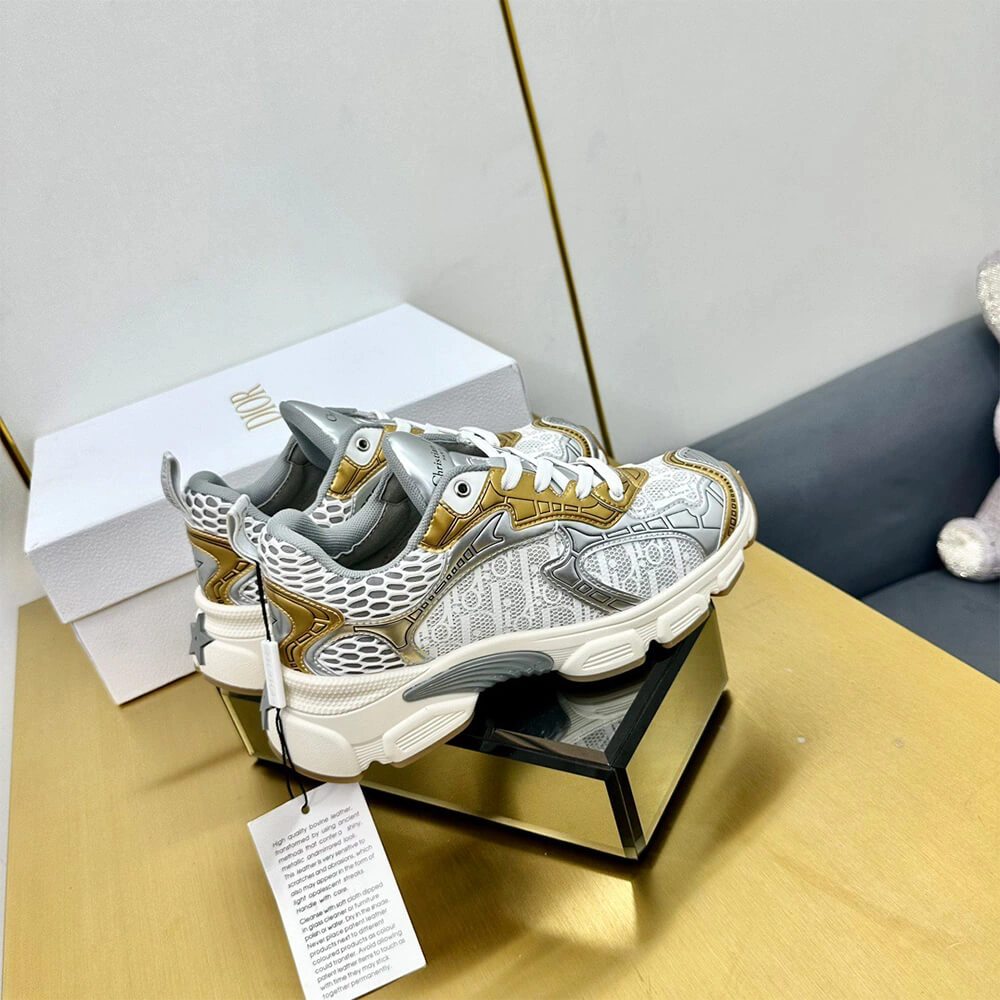 Christian Dior Vibe Sneaker TimelessDesign 3324