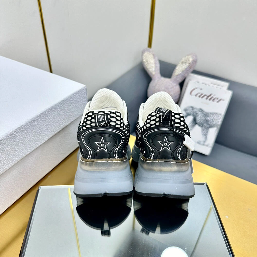 Christian Dior Vibe Sneaker Sporty 3339