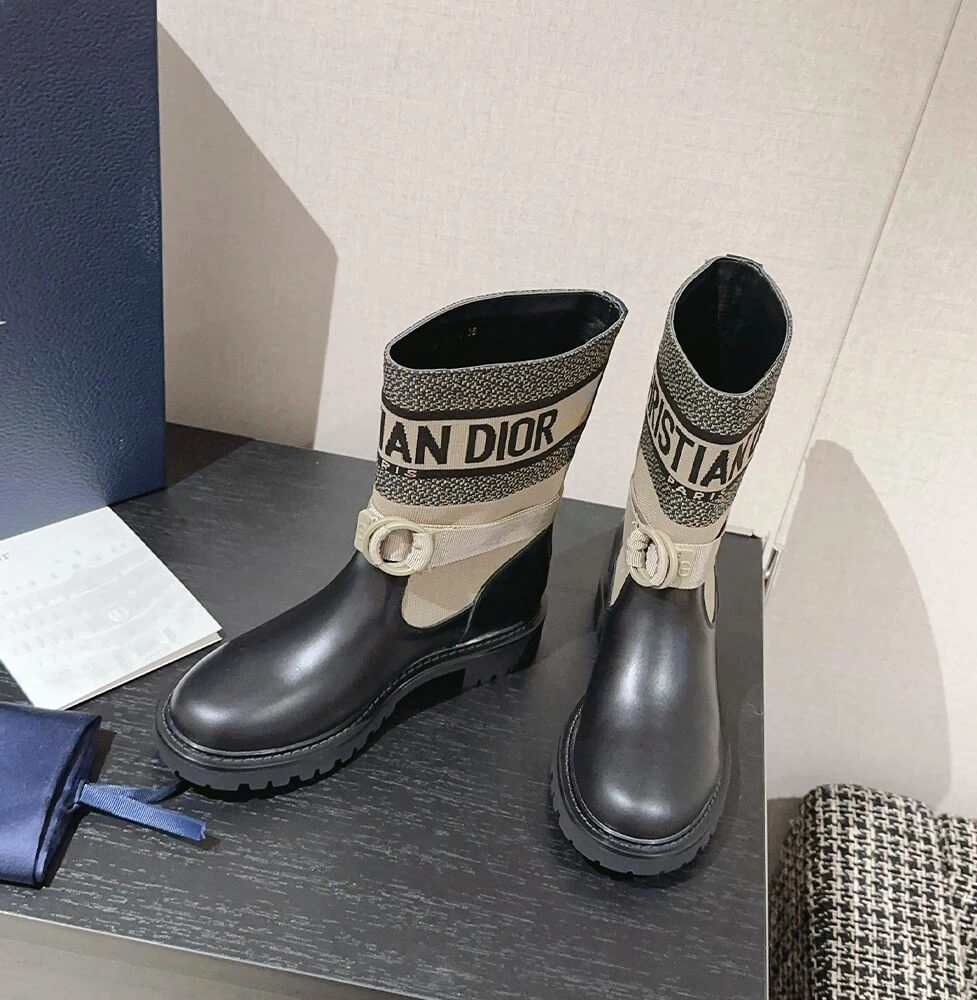Vibrant D-Major Low Boot 3319
