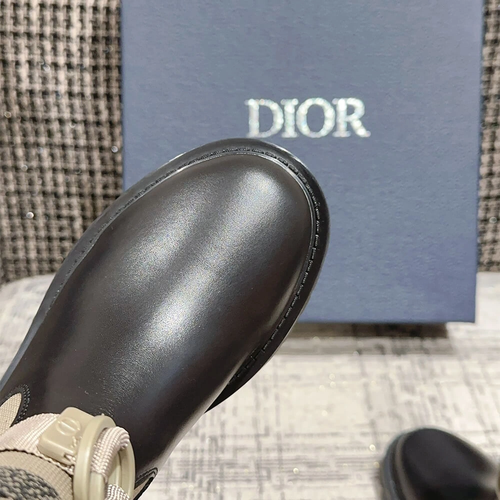 Vibrant D-Major Low Boot 3319
