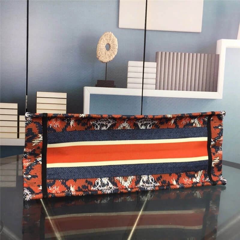 Cozy DIOR BOOK TOTE light bag 2455