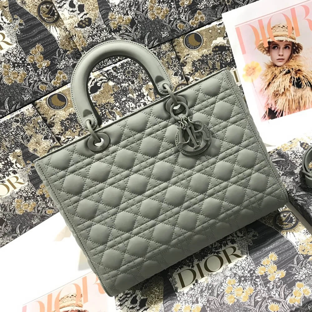 Seasonal DIOR LARGE LADY DIOR BAG 2429