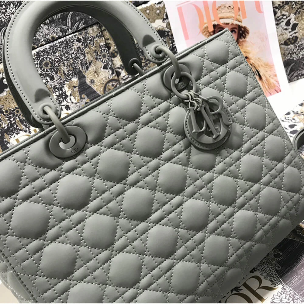 Seasonal DIOR LARGE LADY DIOR BAG 2429