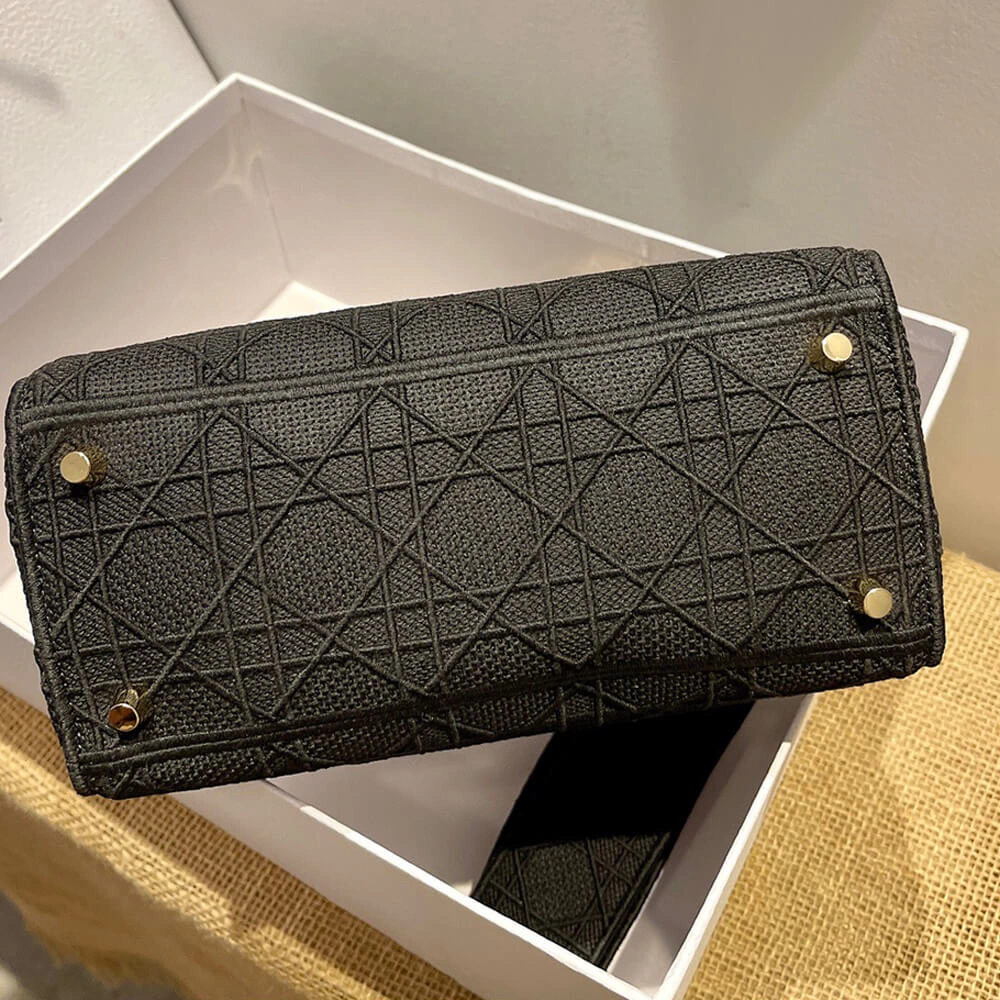 DIOR MEDIUM LADY D-LITE BAG Timeless 2439