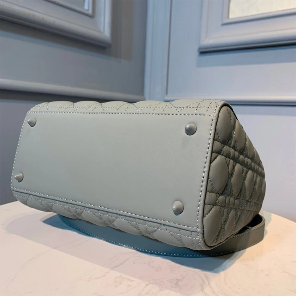 Cozy DIOR MEDIUM LADY DIOR BAG 2417