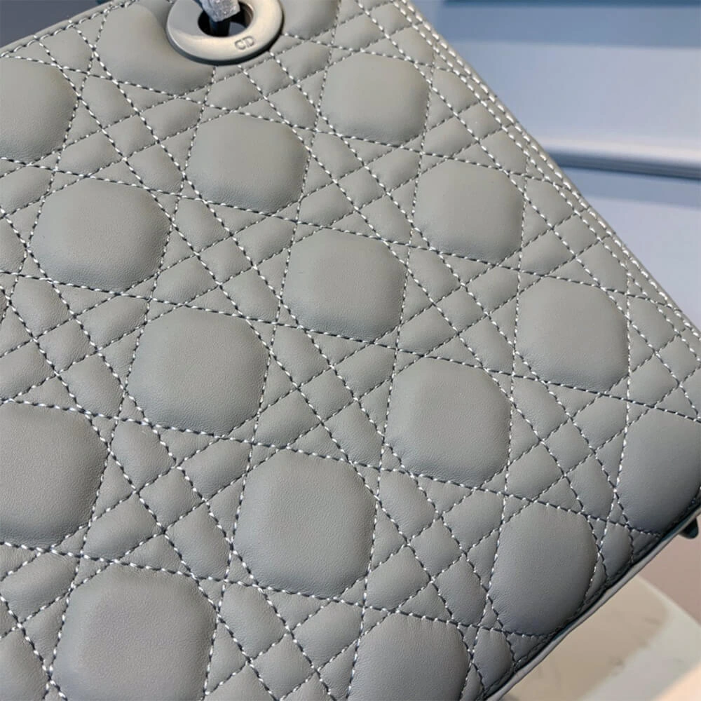 Cozy DIOR MEDIUM LADY DIOR BAG 2417
