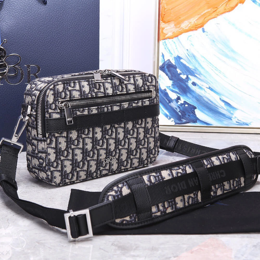 FlexibleFit DIOR SAFARI MESSENGER BAG 2398