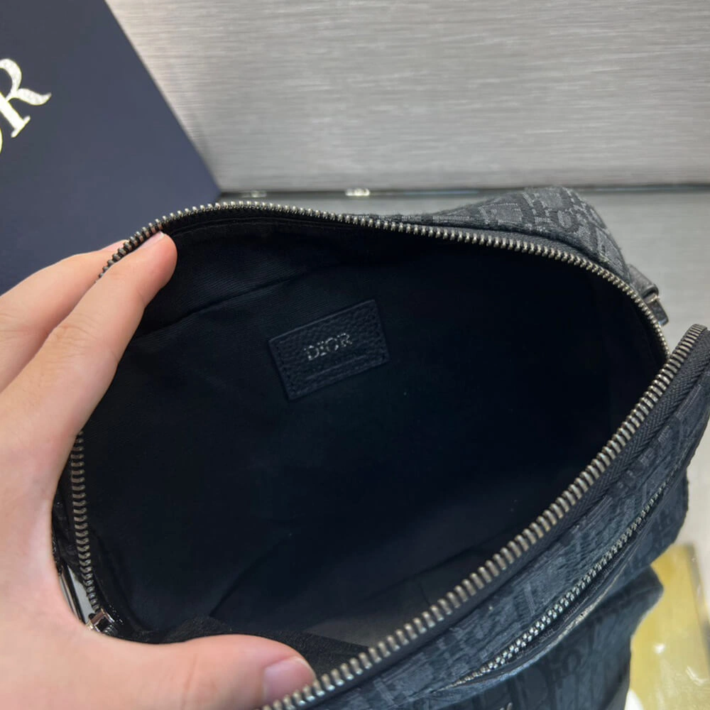 Refined DIOR SAFARI MESSENGER BAG 2407
