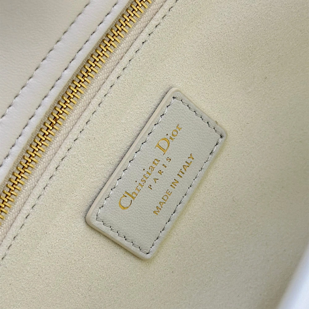 StreetReady Dior Large Lady Dior Bag(HIGH-END GRADE) 2096