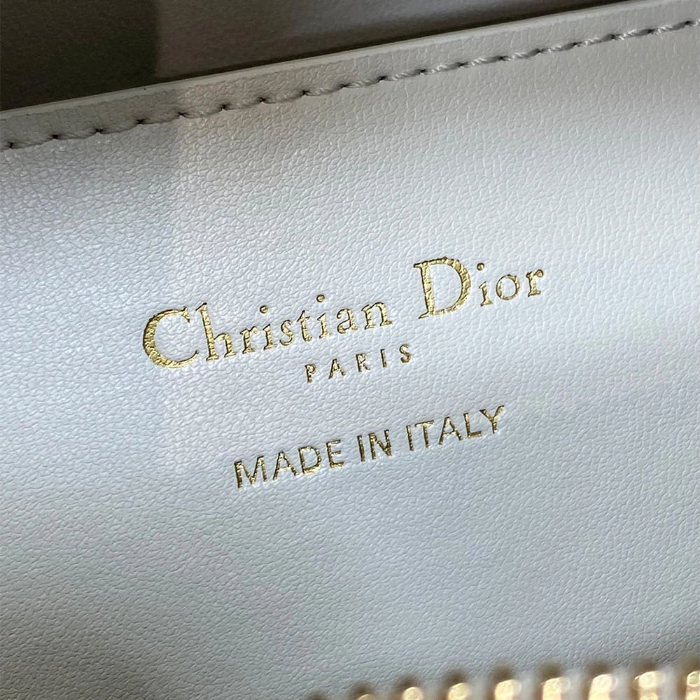 Cozy Dior Medium D-Dream Bag 2120