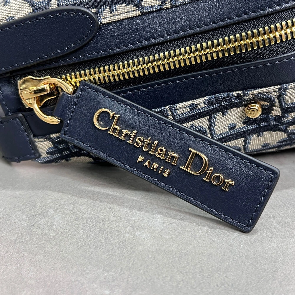 MoistureWicking Dior Medium D-Journey Bag 2108