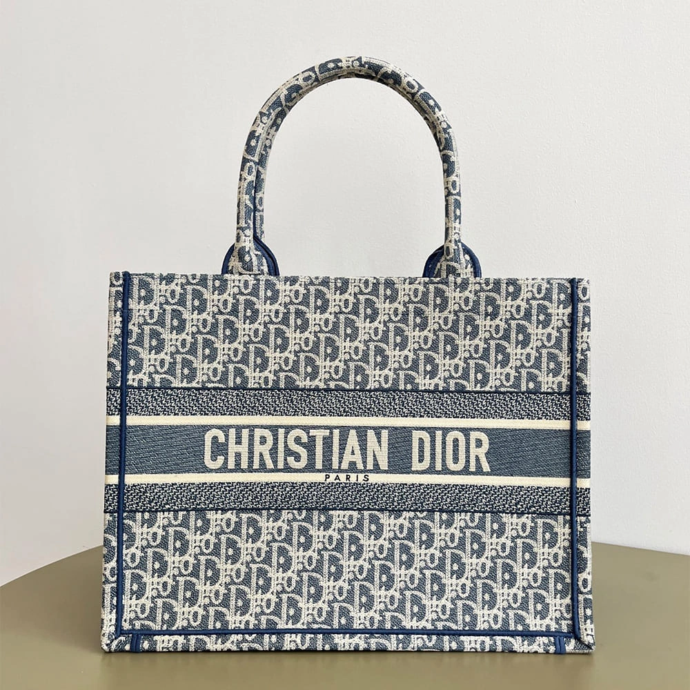 Dior Medium Dior Book Tote Durable 2093
