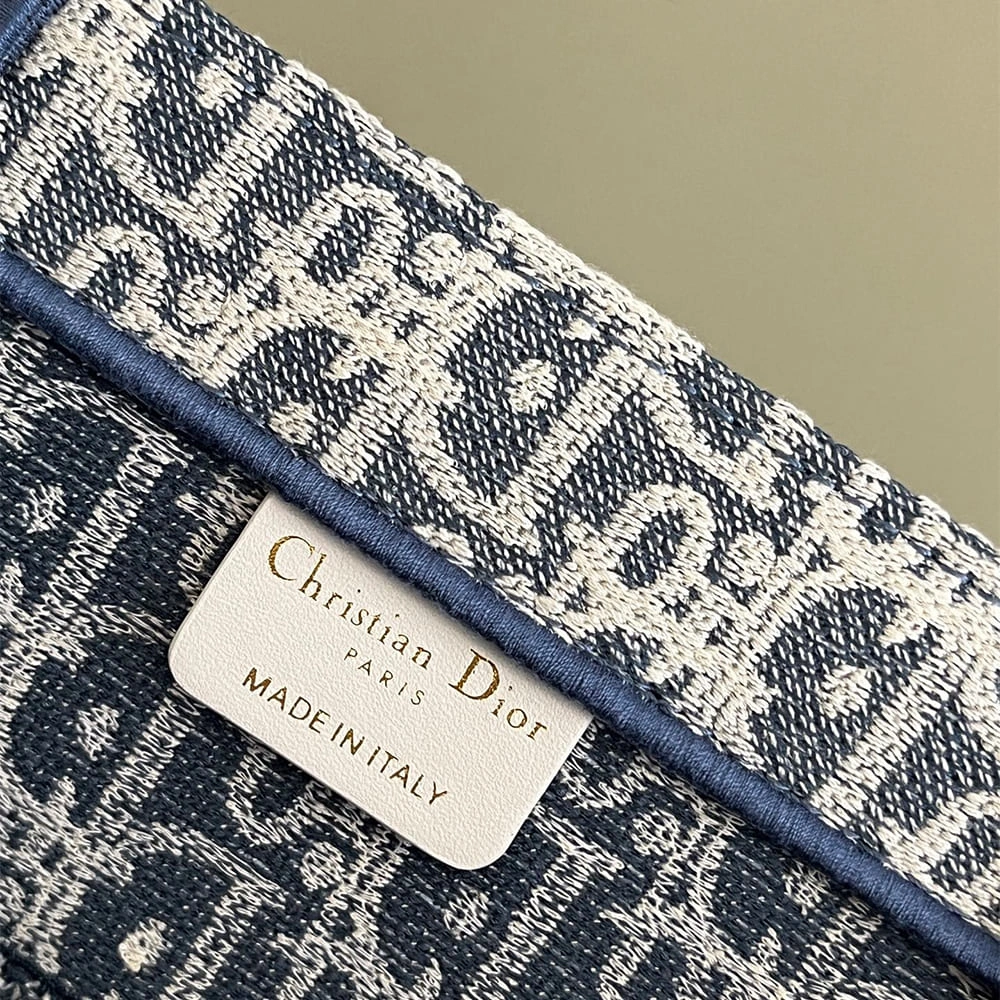 Dior Medium Dior Book Tote Durable 2093