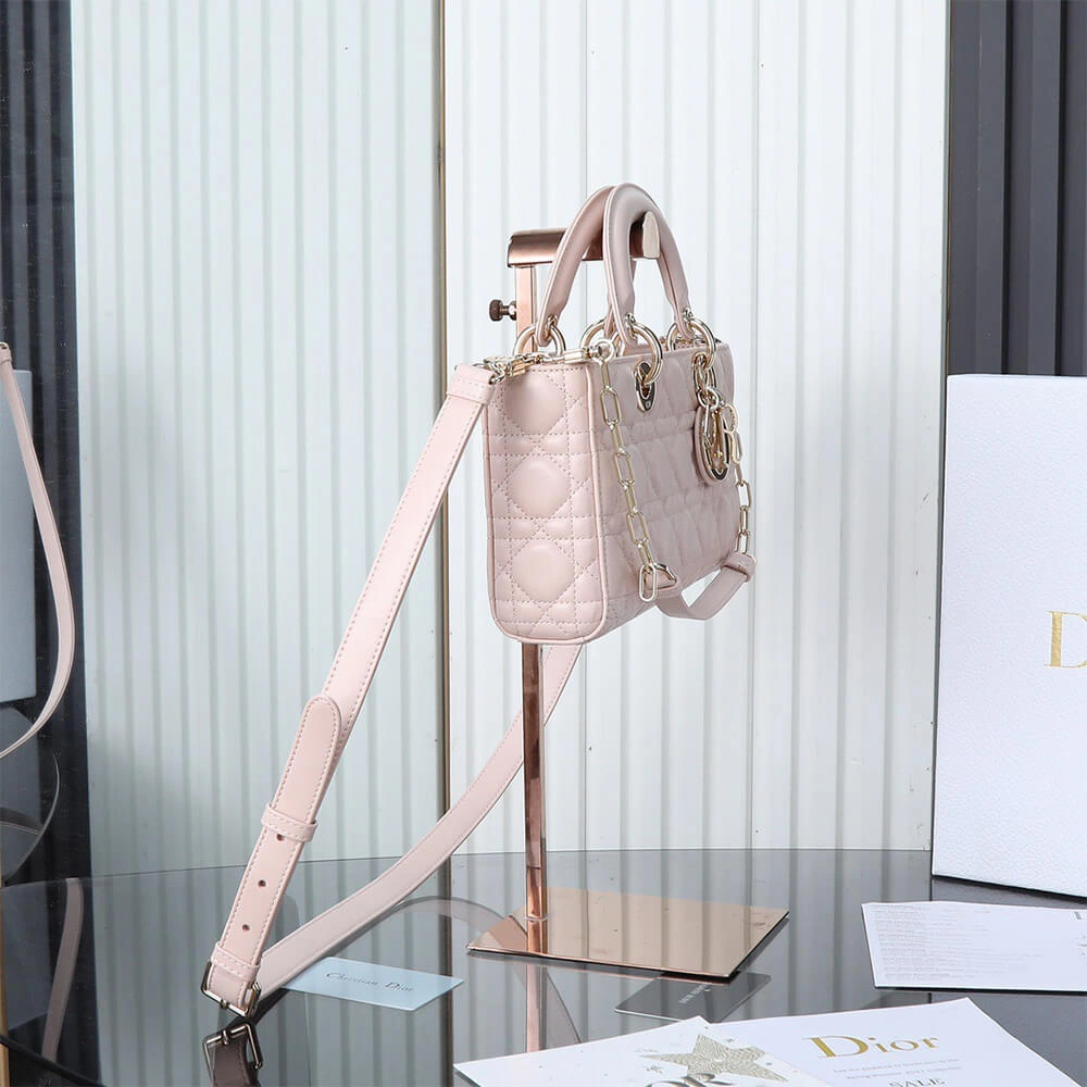Dior Medium Lady D-Joy Bag(HIGH-END GRADE) ComfortFit 2253