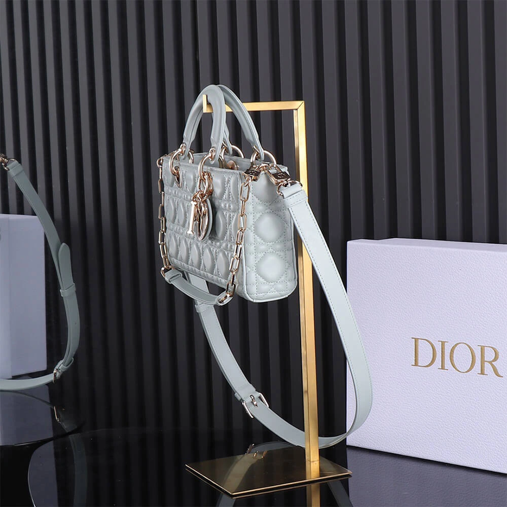 Fashionable Dior Medium Lady D-Joy Bag(HIGH-END GRADE) 2230
