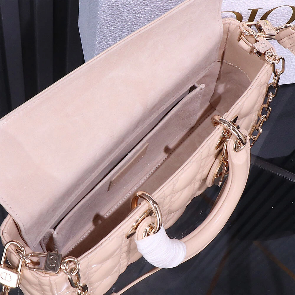 Dior Medium Lady D-Joy Bag(HIGH-END GRADE) Seasonal 2257