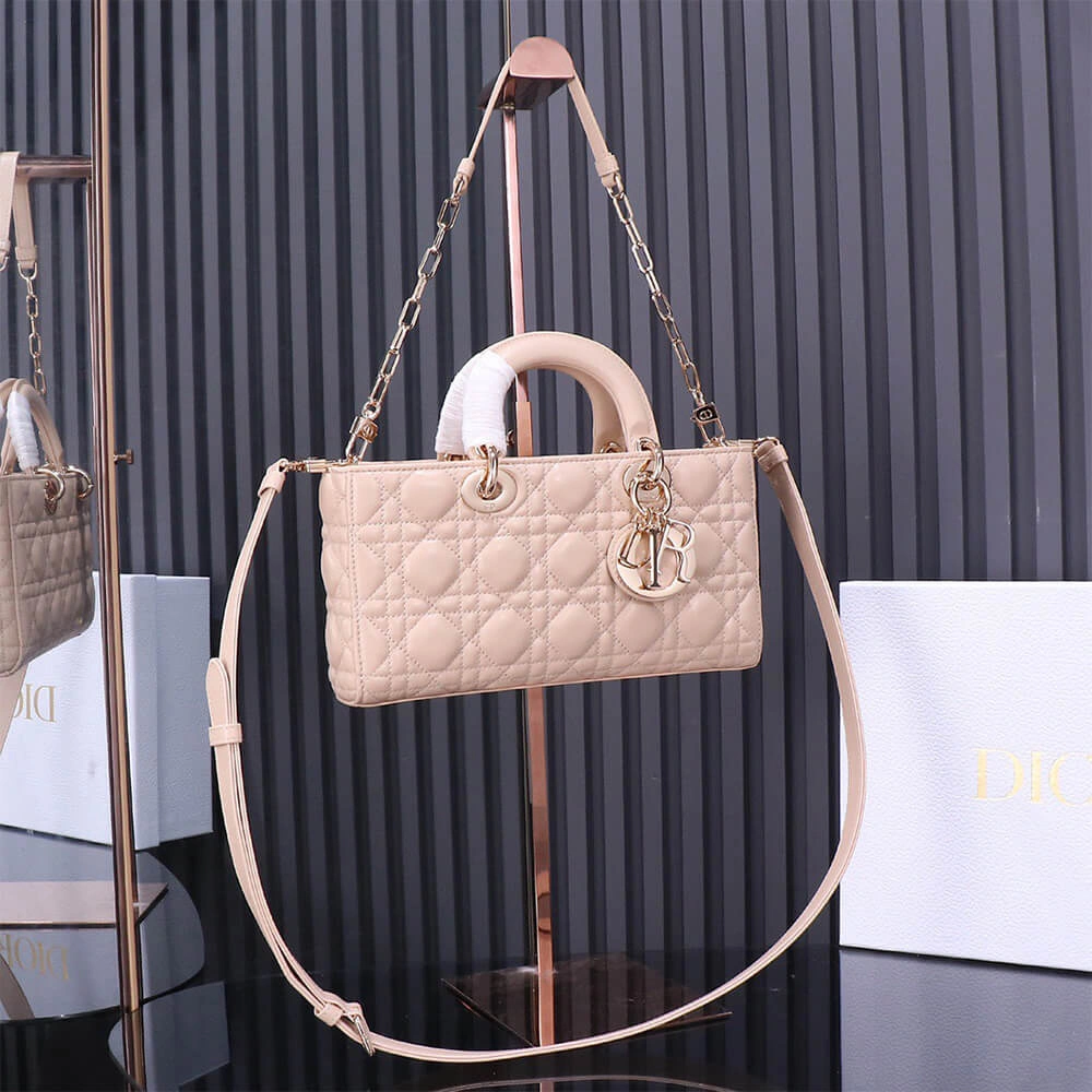 Dior Medium Lady D-Joy Bag(HIGH-END GRADE) Seasonal 2257