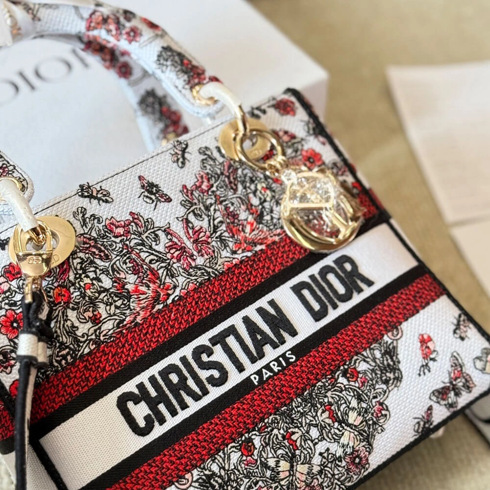 UrbanStyle Dior Medium Lady D-Lite Bag 2343