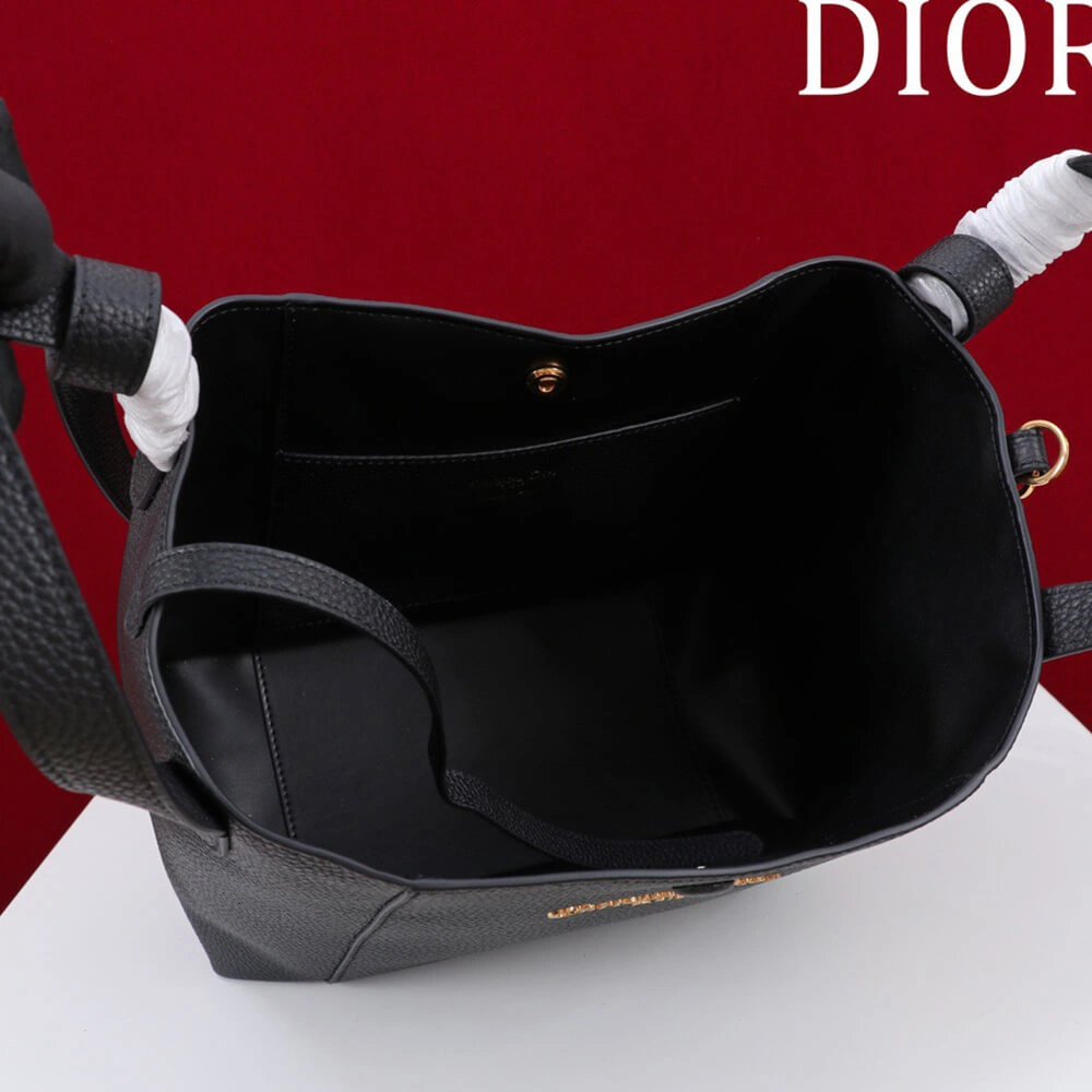 WellDesigned Dior Medium Signature Bucket Bag 2130