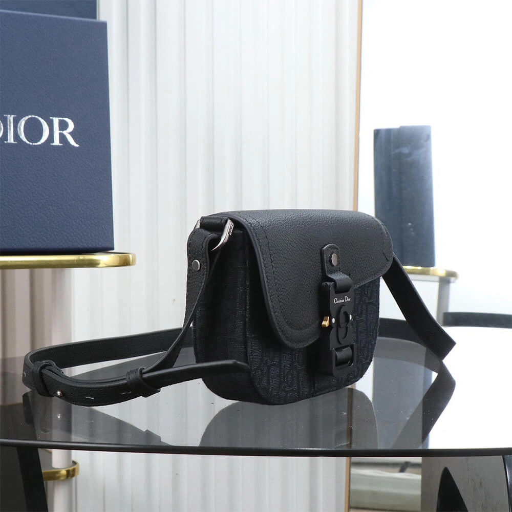Dior Mini Saddle Messenger Bag with Flap Elegant 2392