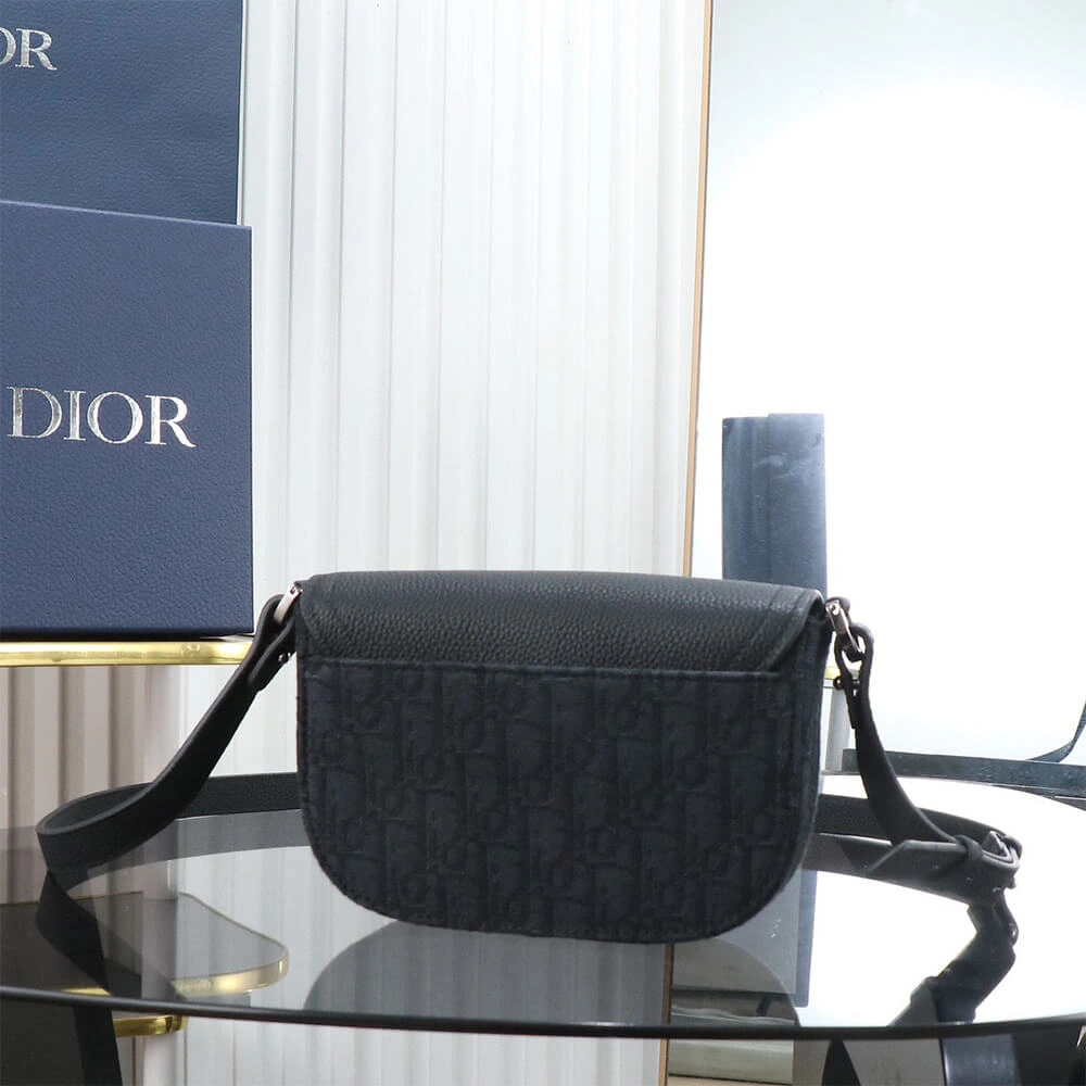 Dior Mini Saddle Messenger Bag with Flap Elegant 2392