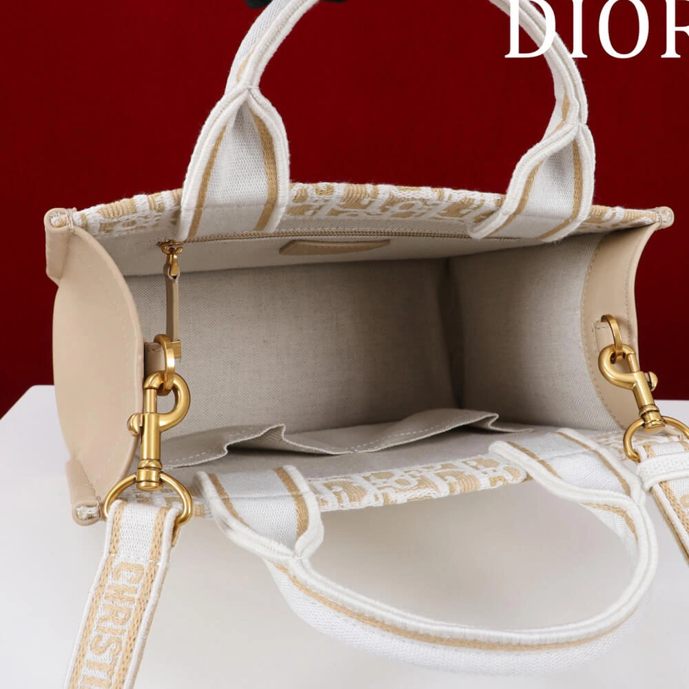 Dior Small Dior Book Tote(HIGH-END GRADE) Casual 2250
