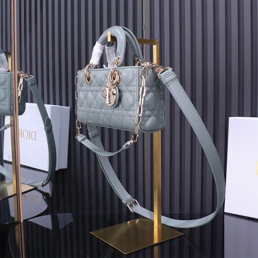 Sophisticated Dior Small Lady D-Joy Bag(HIGH-END GRADE) 2227