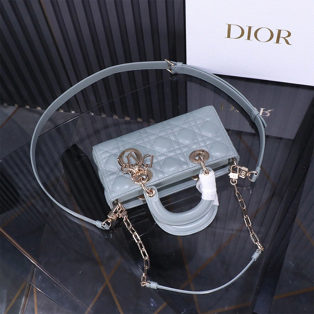 Sophisticated Dior Small Lady D-Joy Bag(HIGH-END GRADE) 2227