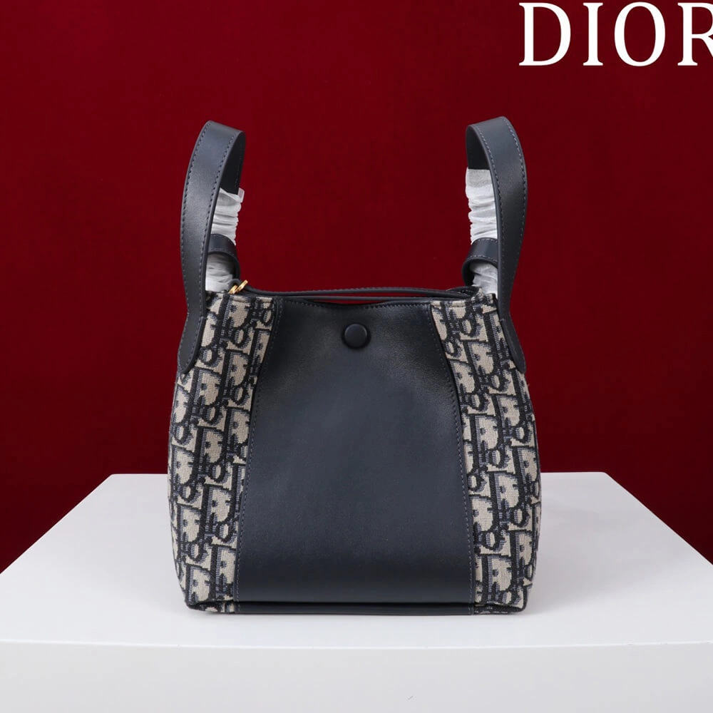Casual Dior Small Signature Bucket Bag 2148