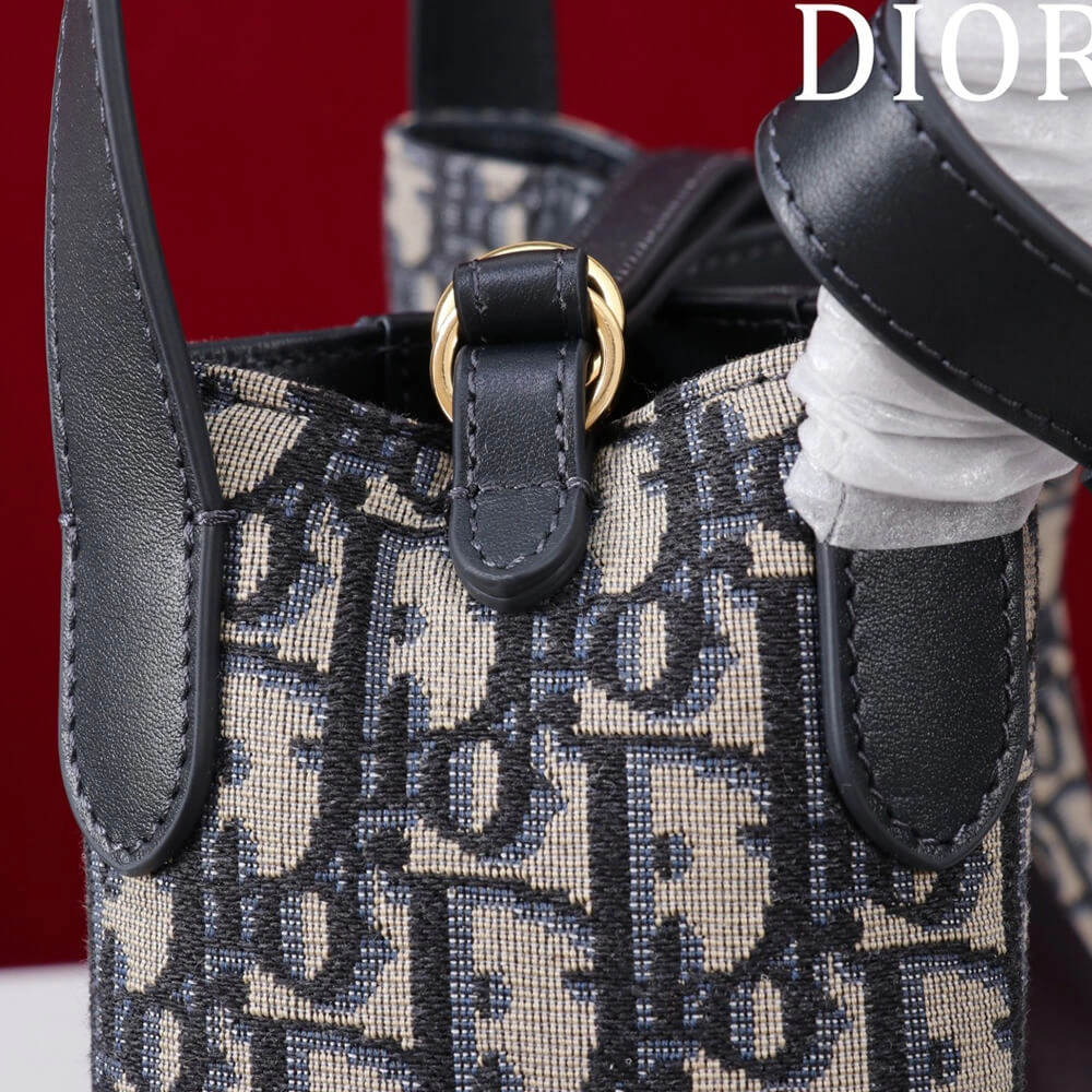 Casual Dior Small Signature Bucket Bag 2148