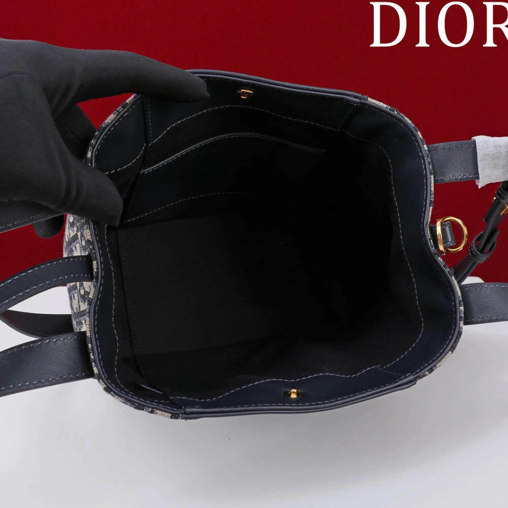 Casual Dior Small Signature Bucket Bag 2148