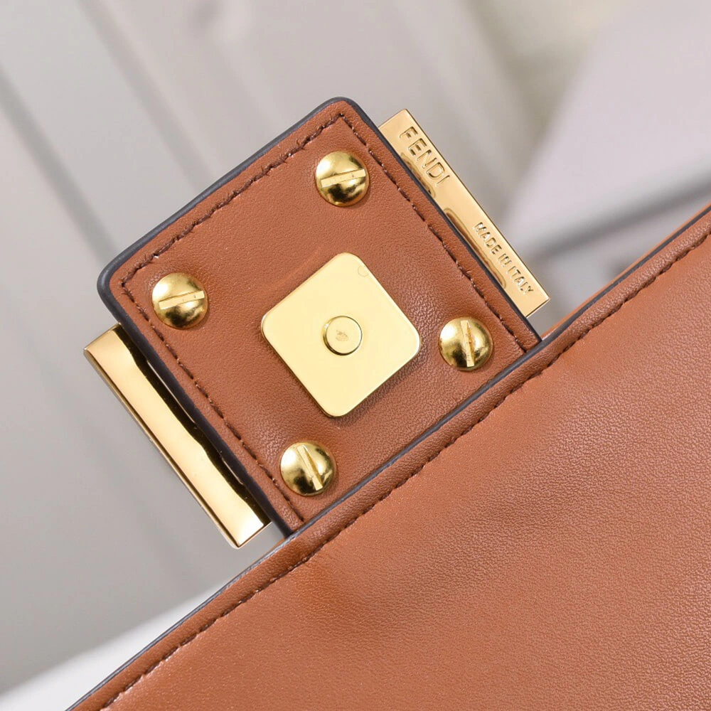 FENDI Baguette Packable 3119