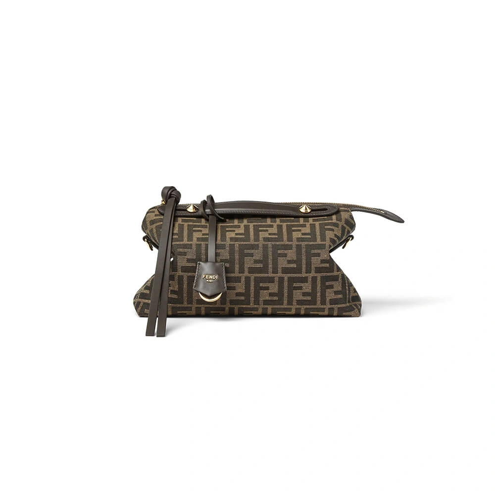 TravelReady FENDI By The Way Medium 3070