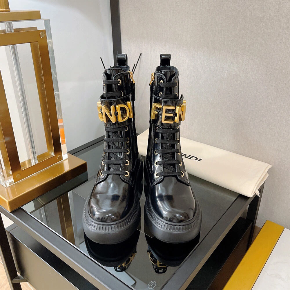 FENDI Fendigraphy logo-plaque leather boots Sporty 3411