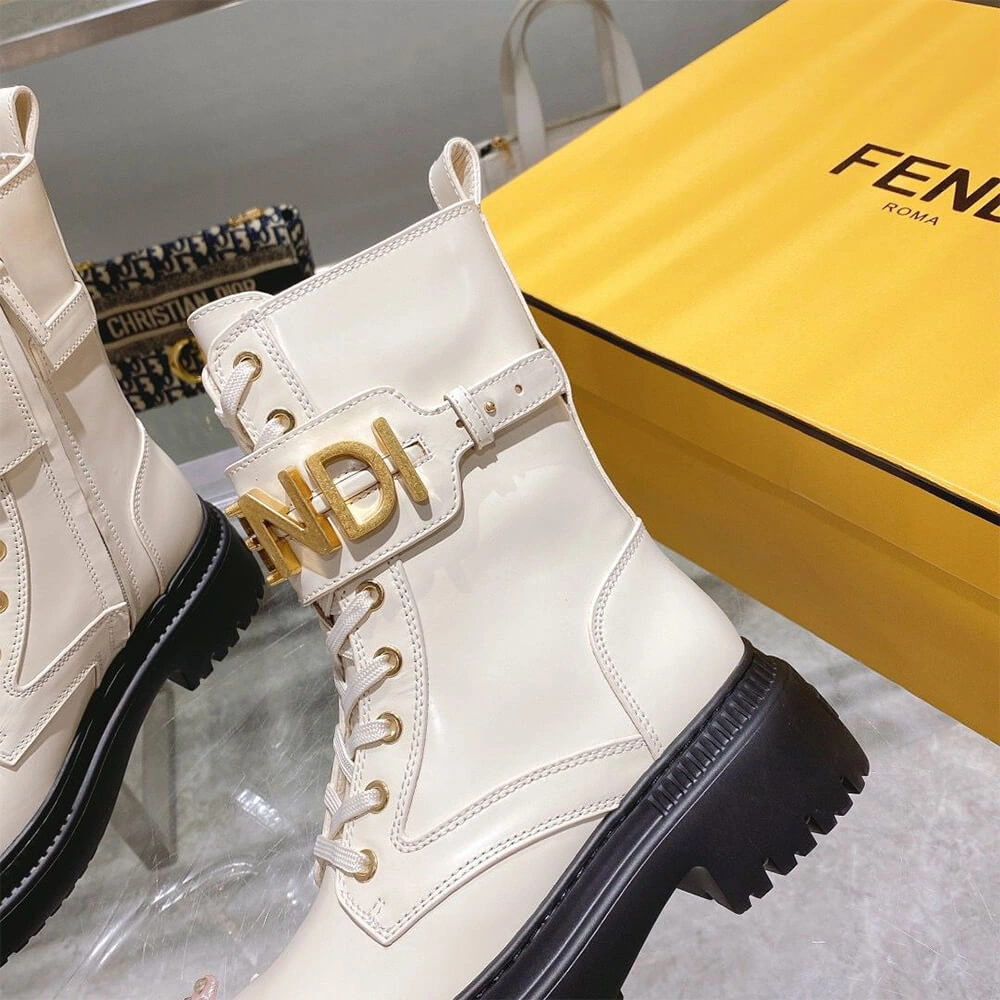 FENDI Fendigraphy logo-plaque leather boots Vibrant 3398
