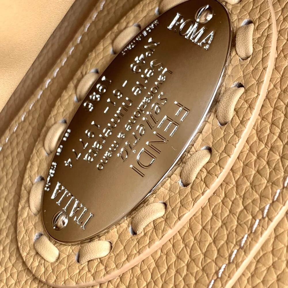 FENDI Peekaboo ISeeU Petite(high-end grade) Unique 3095
