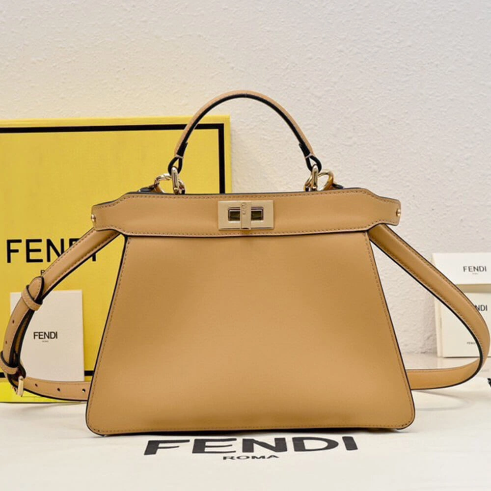 Vibrant FENDI Peekaboo ISeeU Small(high-end grade) 3091
