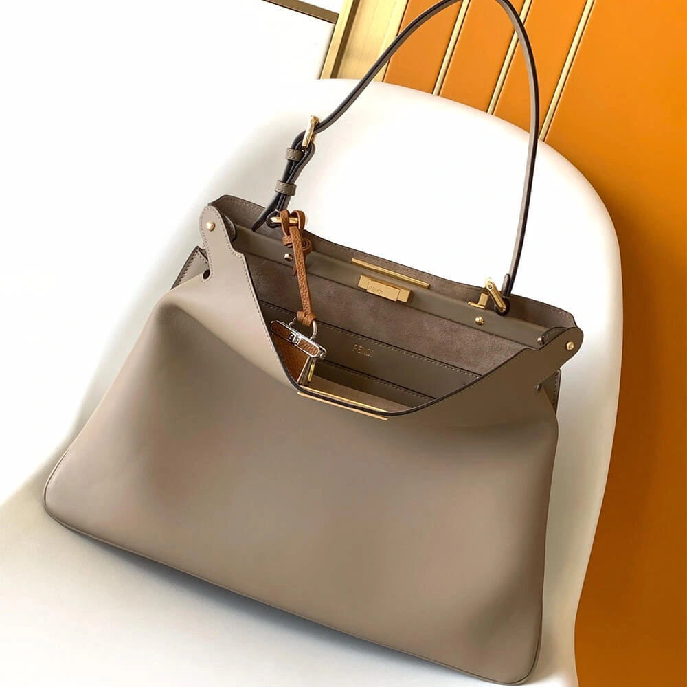 FENDI Peekaboo  Large(HIGH-END GRADE) Effortless 3142