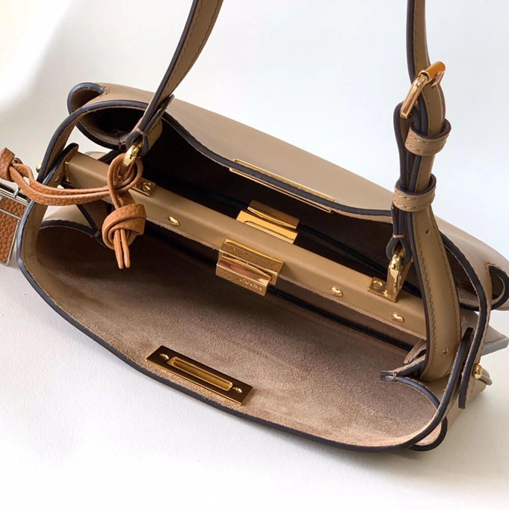 Efficient FENDI Peekaboo  Small(HIGH-END GRADE) 3085