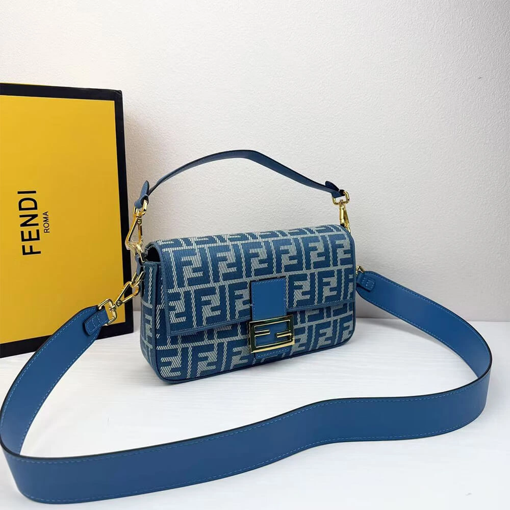 Fendi  Baguette SunProtective 3074