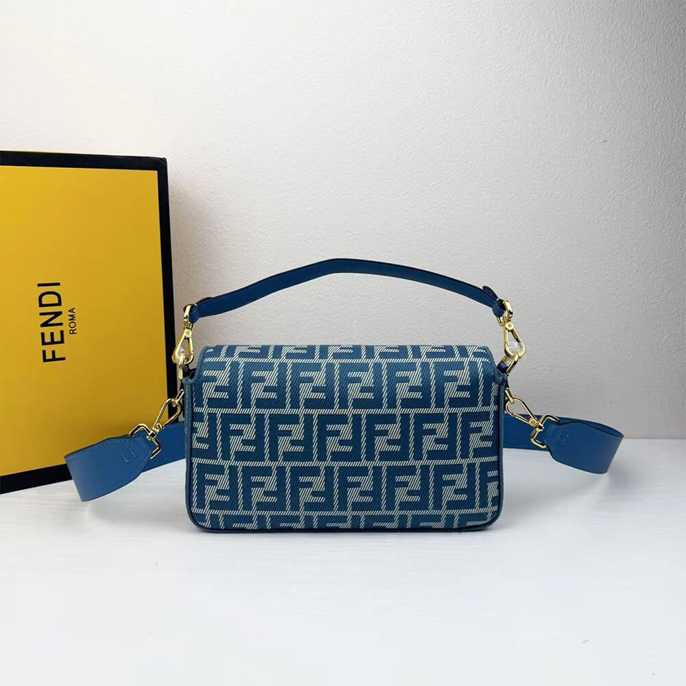 Fendi  Baguette SunProtective 3074
