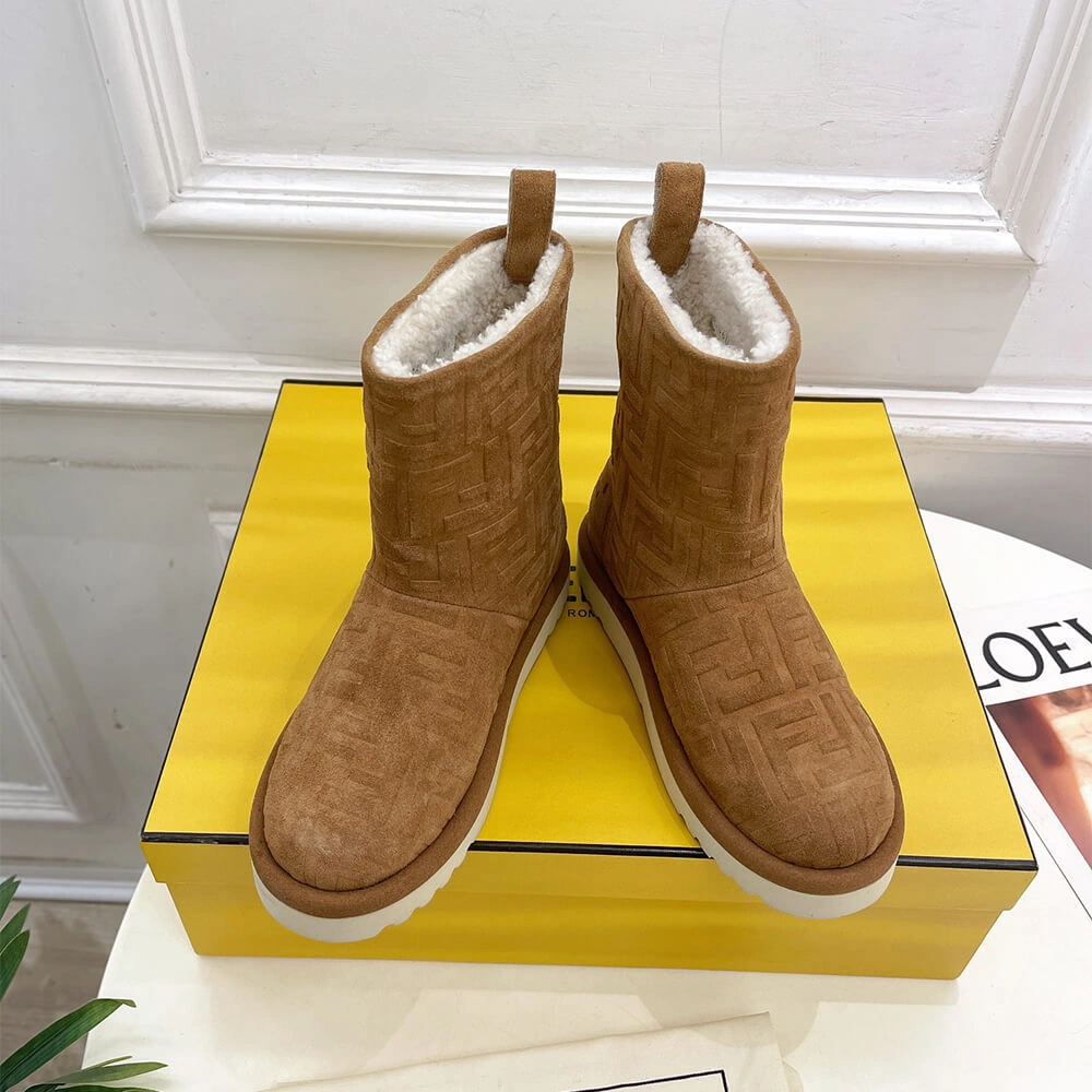 WaterResistant Fendi Apres 3391