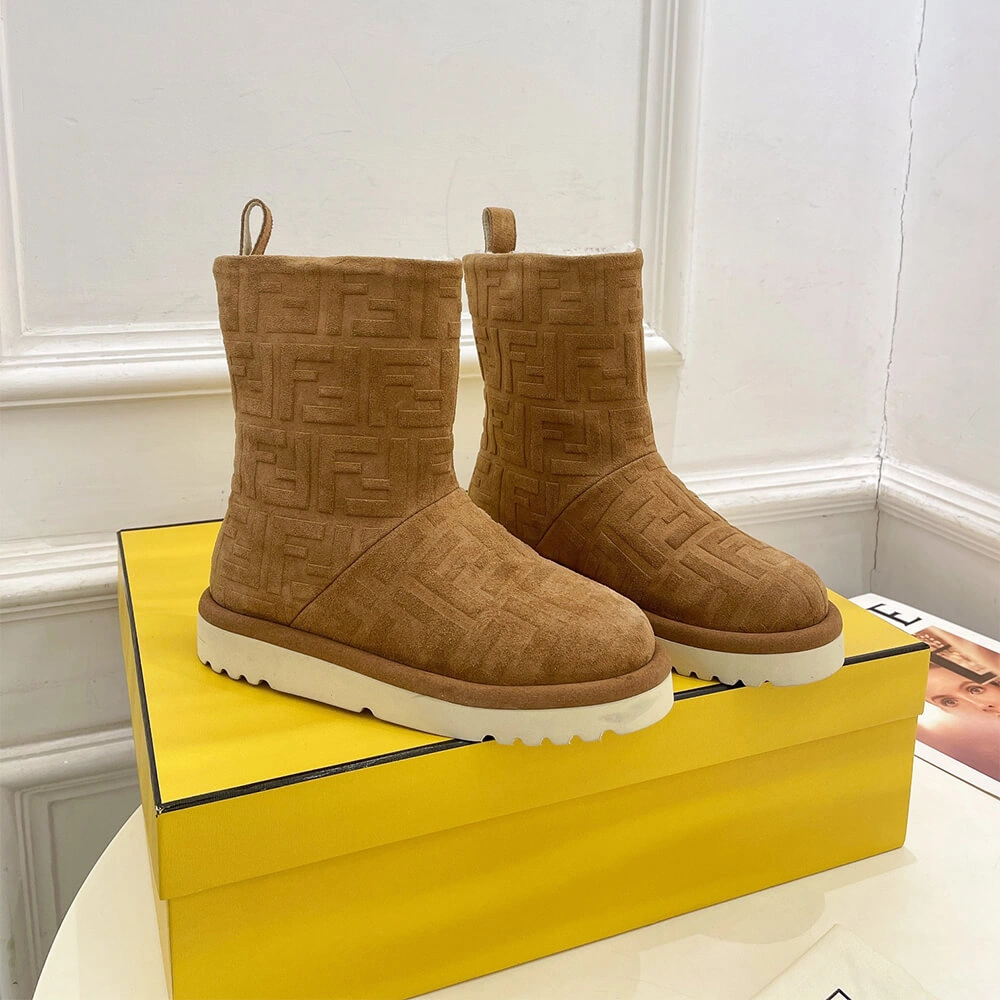WaterResistant Fendi Apres 3391